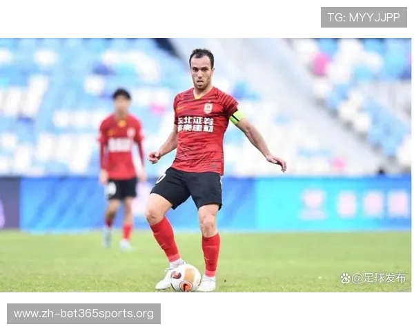 塞尔吉尼奥即将迎来国安首秀 博主曝光其一个月前标准照拍摄花絮 塞尔吉尼奥即将迎来国安首秀 博主曝光其一个月前标准照拍摄花絮